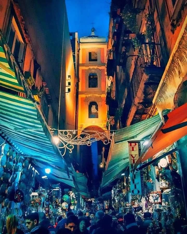 Appartement Napoli Centro Storico Un Passo Da San Gennaro Extérieur photo
